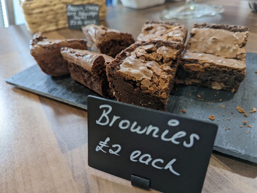 chocolate brownie cake